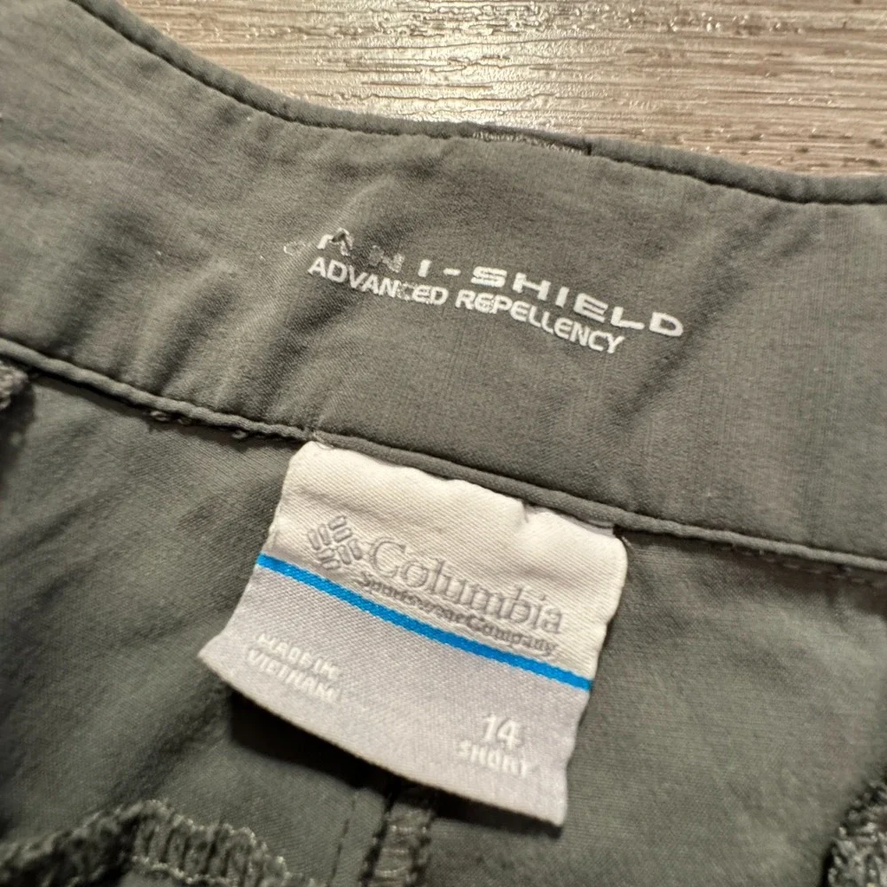 Columbia socialflare curated